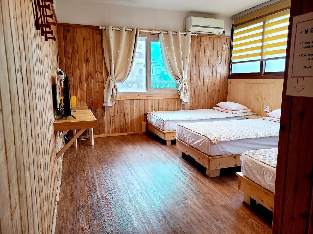סאוגוויפו Galeum Guesthouse מראה חיצוני תמונה