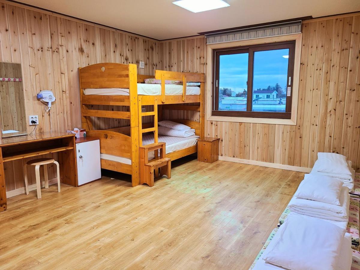 סאוגוויפו Galeum Guesthouse מראה חיצוני תמונה