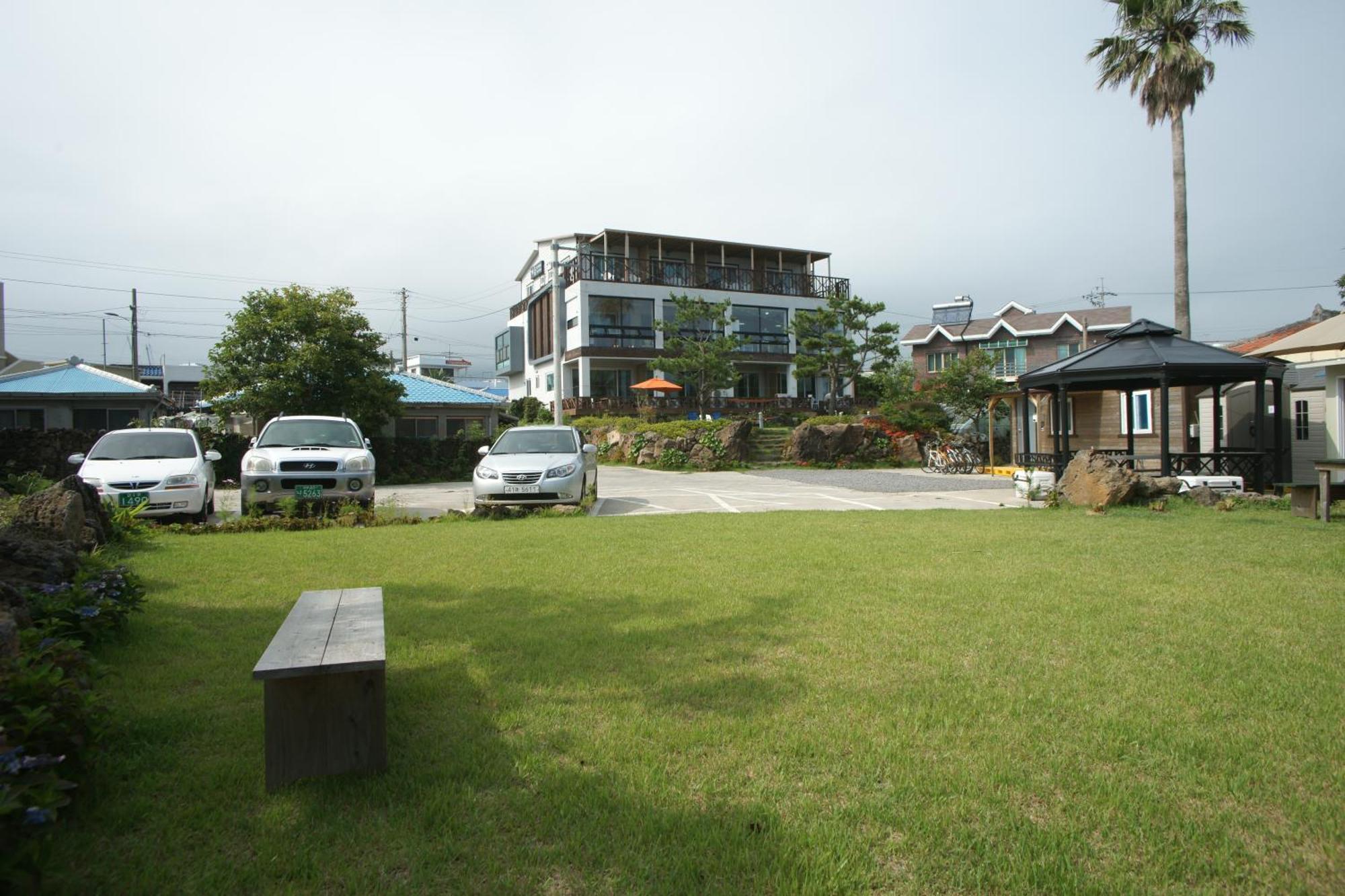 סאוגוויפו Galeum Guesthouse מראה חיצוני תמונה