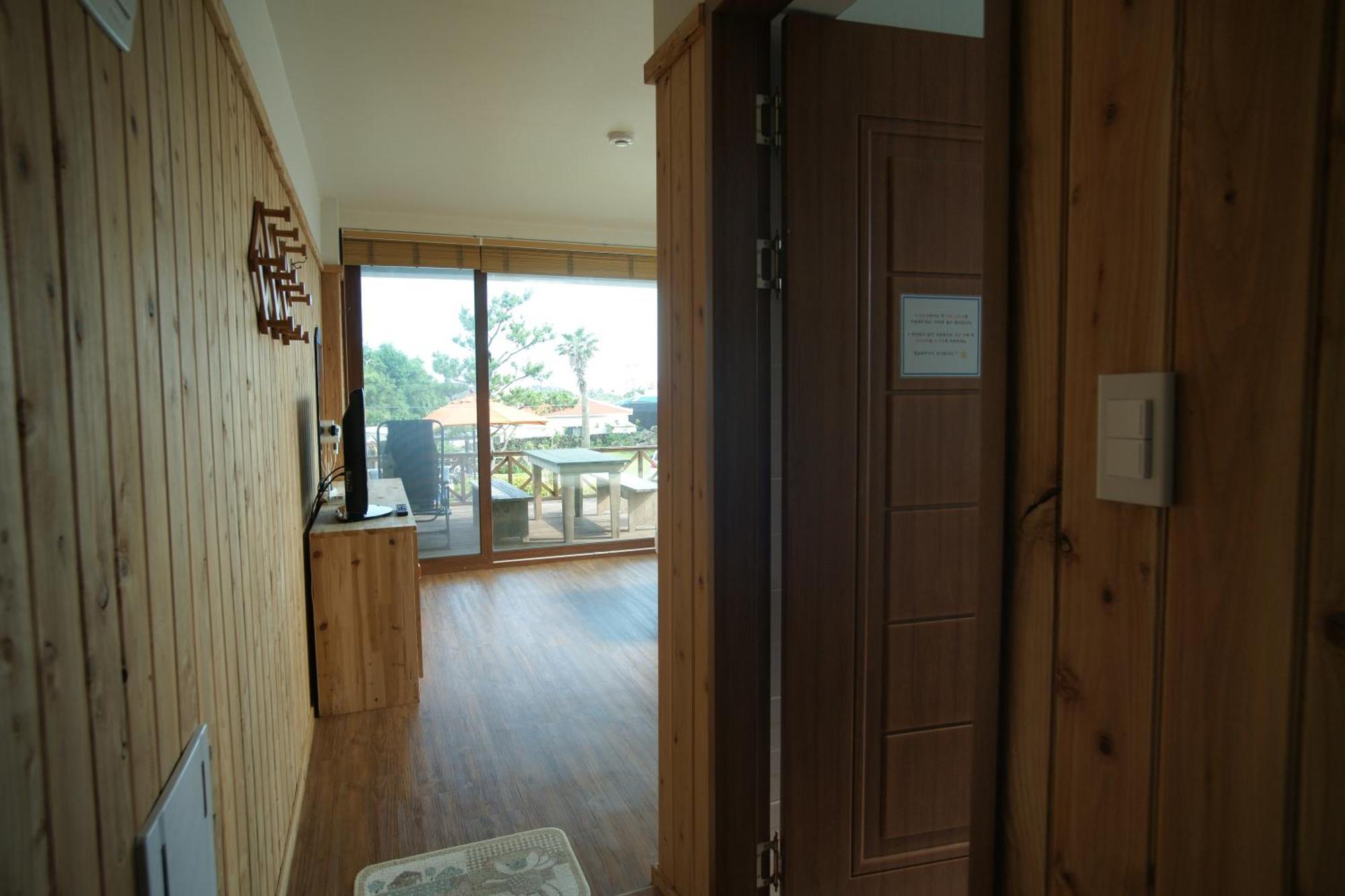 סאוגוויפו Galeum Guesthouse חדר תמונה